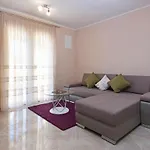別荘 Four-bedroom In
